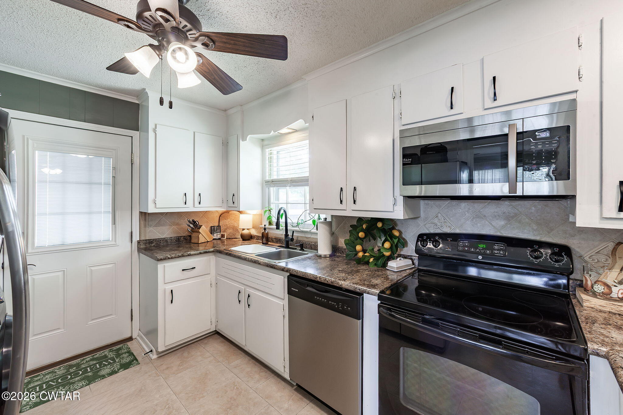 77 Ridgeview Drive Jackson, TN 38301 - Photo 20 of 25 Kitchen