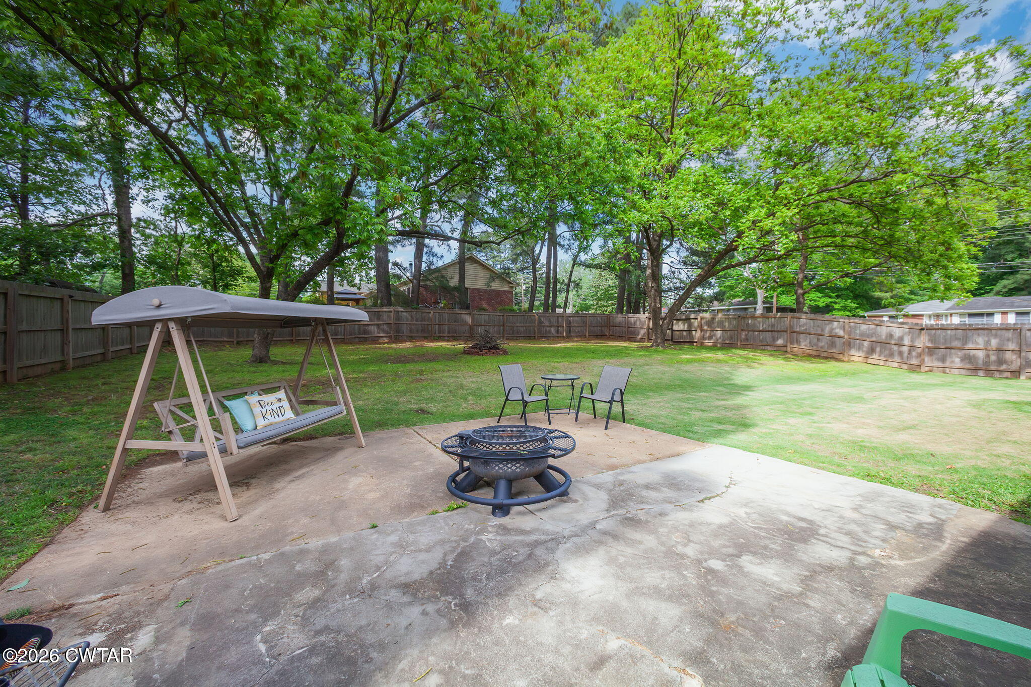 77 Ridgeview Drive Jackson, TN 38301 - Photo 6 of 25 Back