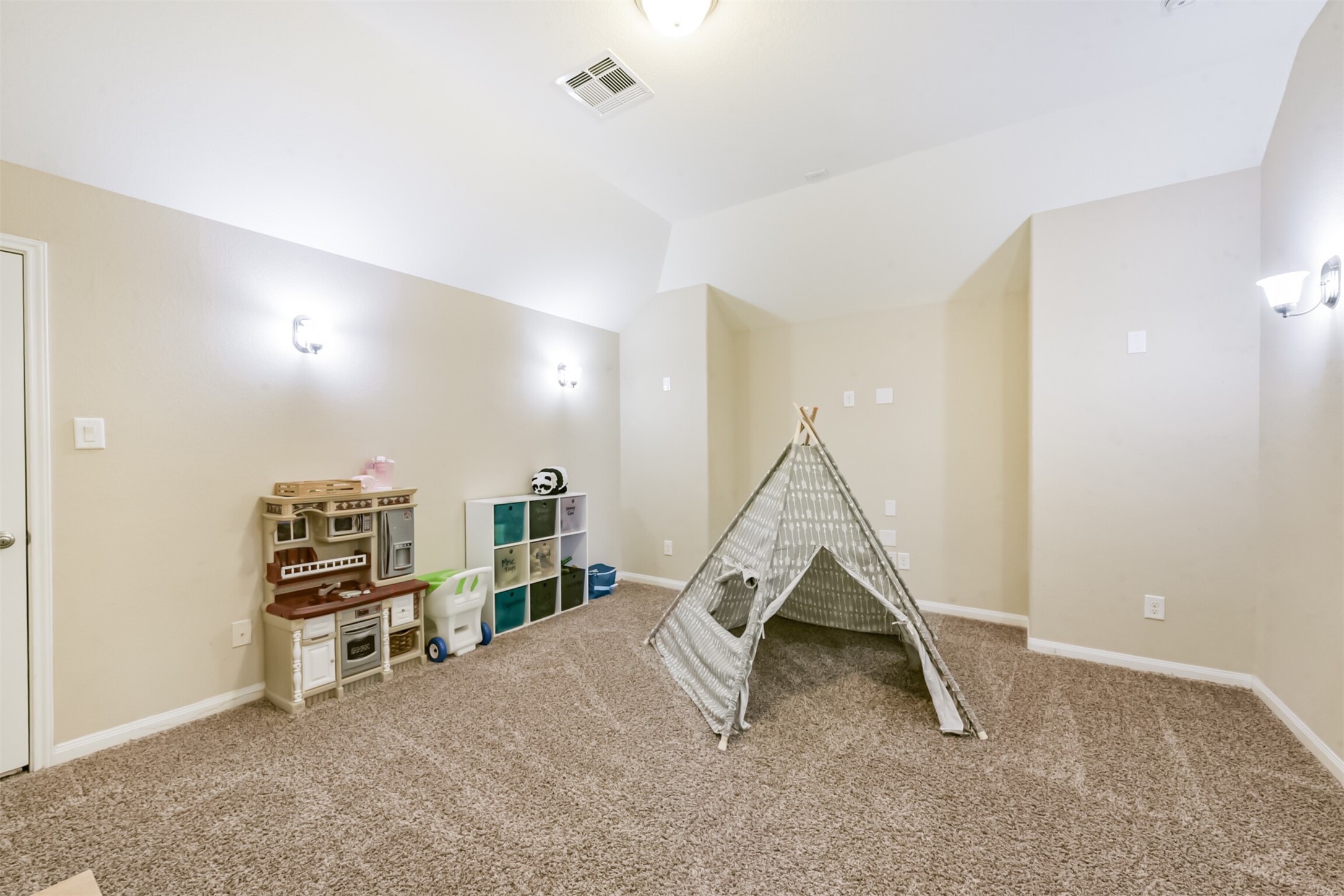17120 Edge Branch Lane Houston, TX 77044 - Photo 34 of 50 a view of an empty room with stairs
