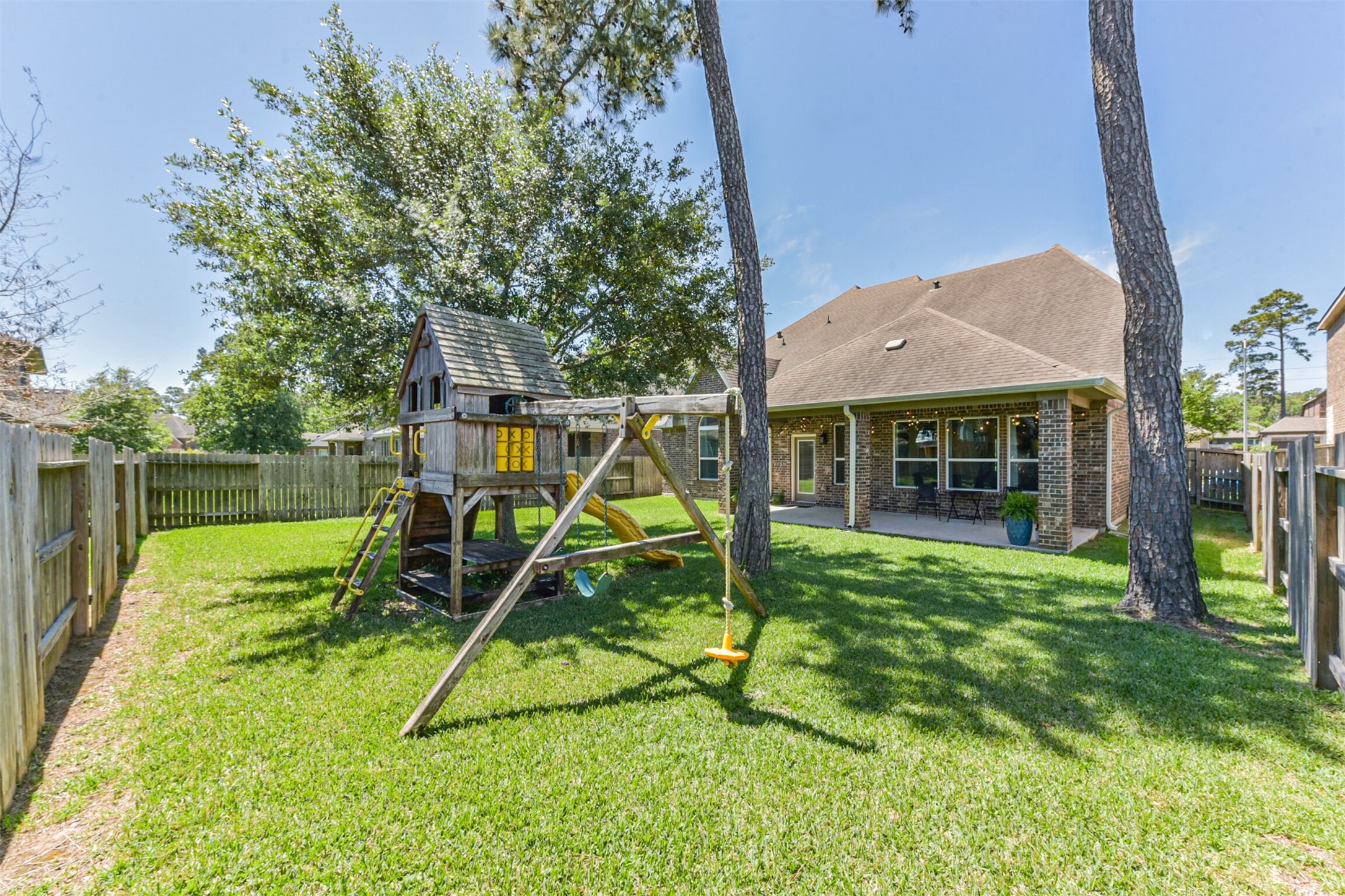 17120 Edge Branch Lane Houston, TX 77044 - Photo 44 of 50 a view of a house with backyard
