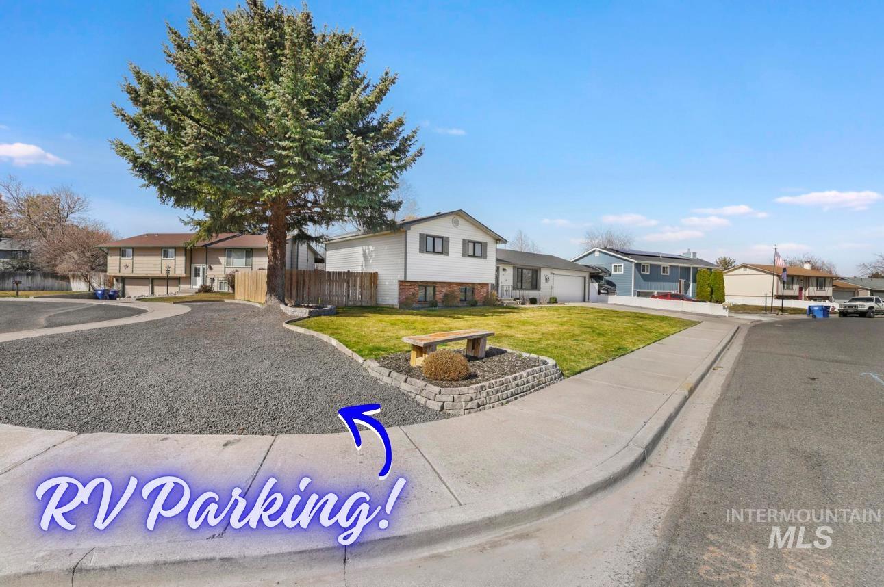 1149 Blake Street North Twin Falls, ID 83301 - Photo 2 of 29