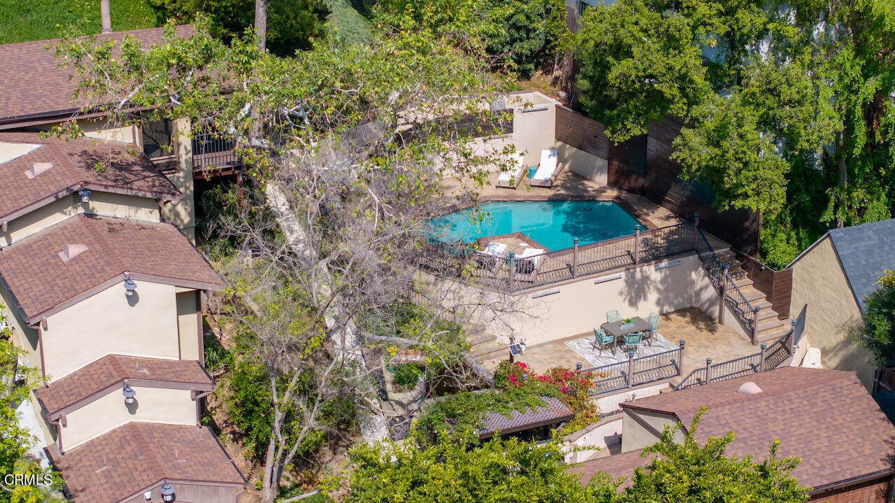 1425 Hillside Drive Glendale, CA 91208 - Photo 64 of 68 DJI_20240416152448_0098_D