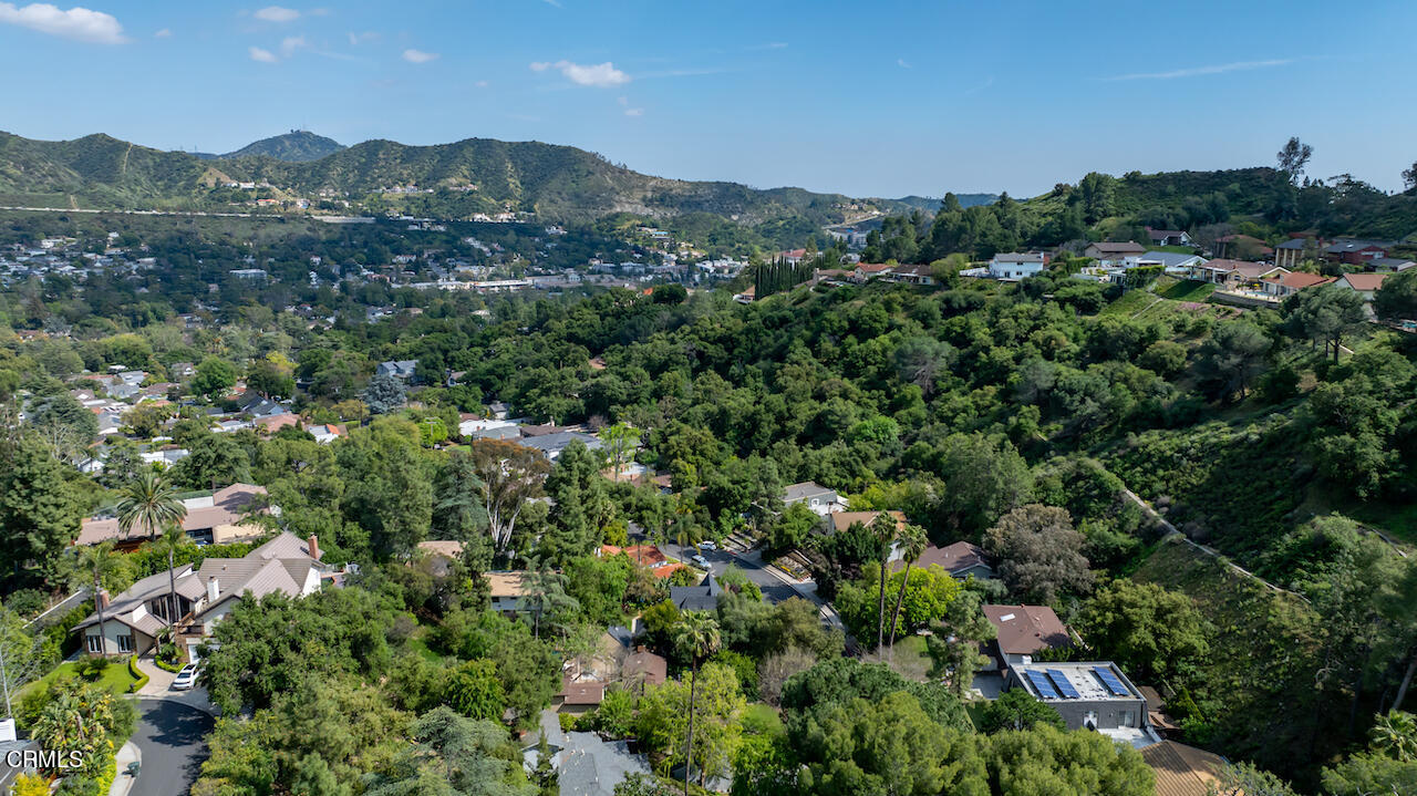 1425 Hillside Drive Glendale, CA 91208 - Photo 66 of 68 an aerial view of residential house and outdoor space