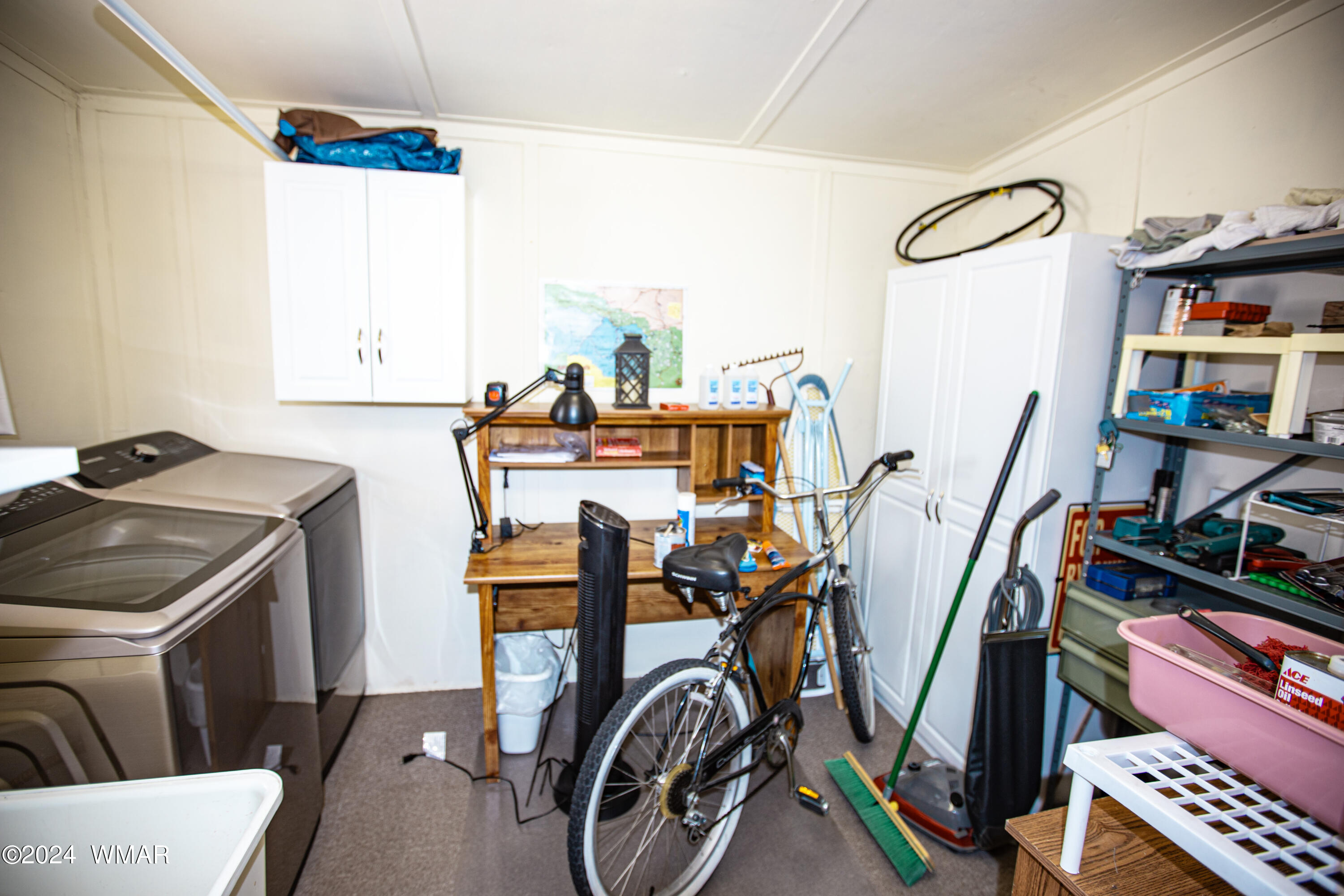 270 North Clark Road Show Low, AZ 85901 - Photo 13 of 16 Utility Room with Washer and Dryer