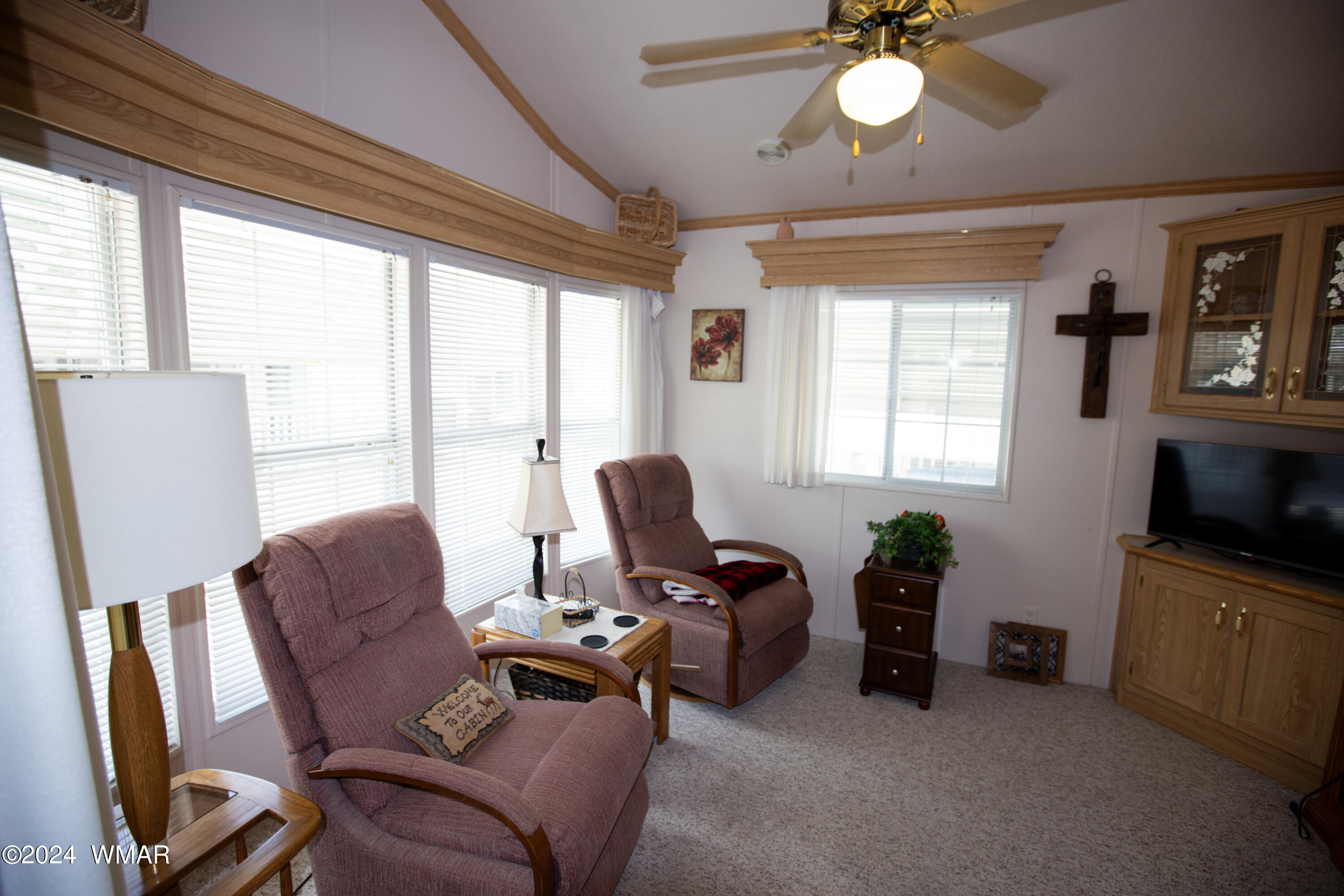 270 North Clark Road Show Low, AZ 85901 - Photo 2 of 16 Living Room