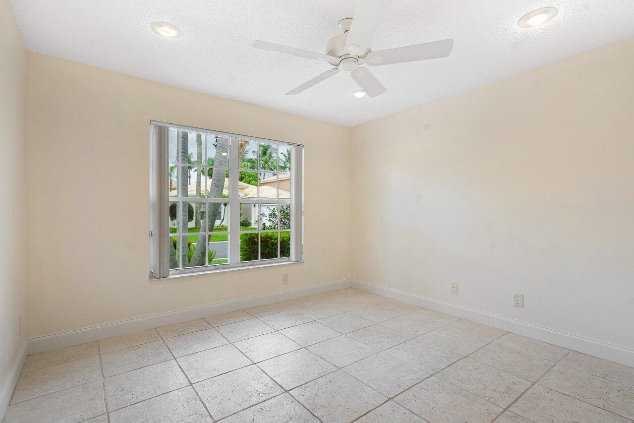 18045 Rhumba Way Boca Raton, FL 33496 - Photo 25 of 52 025-18045RhumbaWay-BocaRaton-FL-33496-SM
