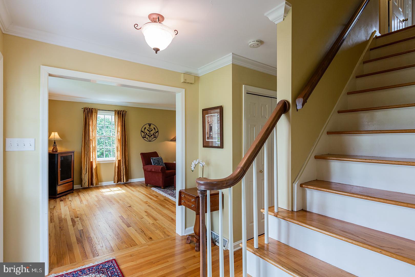 2006 Rachael Drive Lancaster, PA 17601 - Photo 30 of 59 FOYER DETAILS