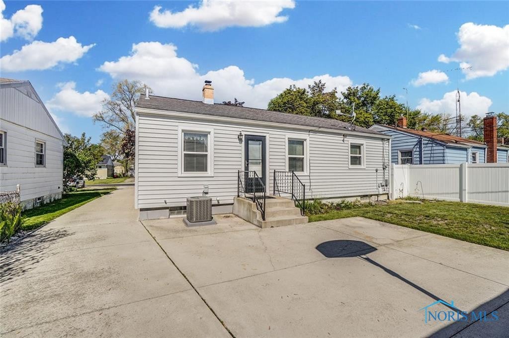 5044 Trimble Road Toledo, OH 43613 - Photo 16 of 18 Gallery Image 16