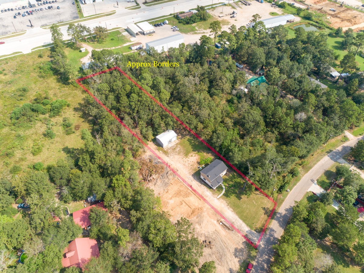 13087 Crystal Trail Conroe, TX 77306 - Photo 15 of 47 a view of a city