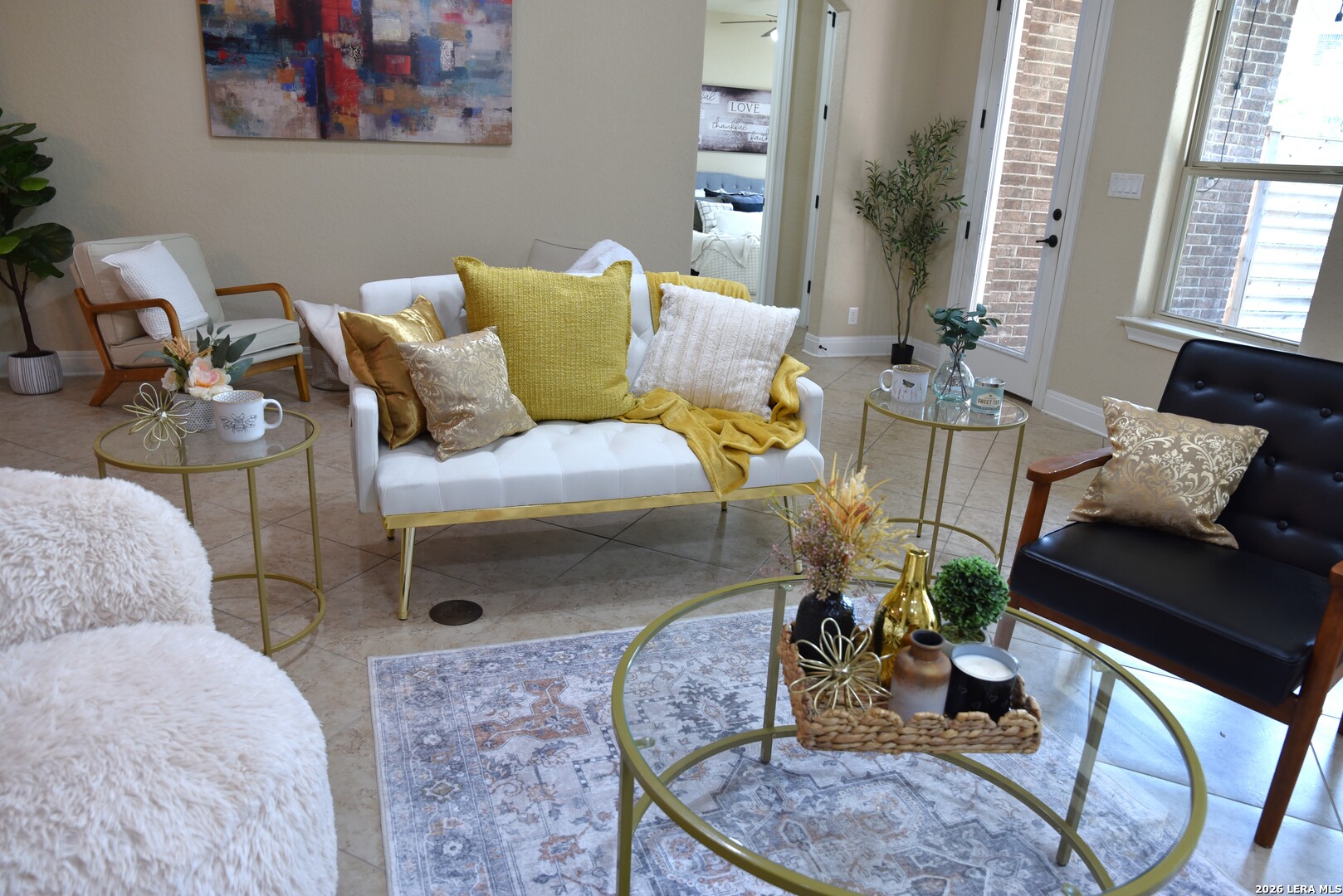 8907 Irving Hill Fair Oaks Ranch, TX 78015 - Photo 15 of 42 a living room with furniture flowerpot and a potted plant