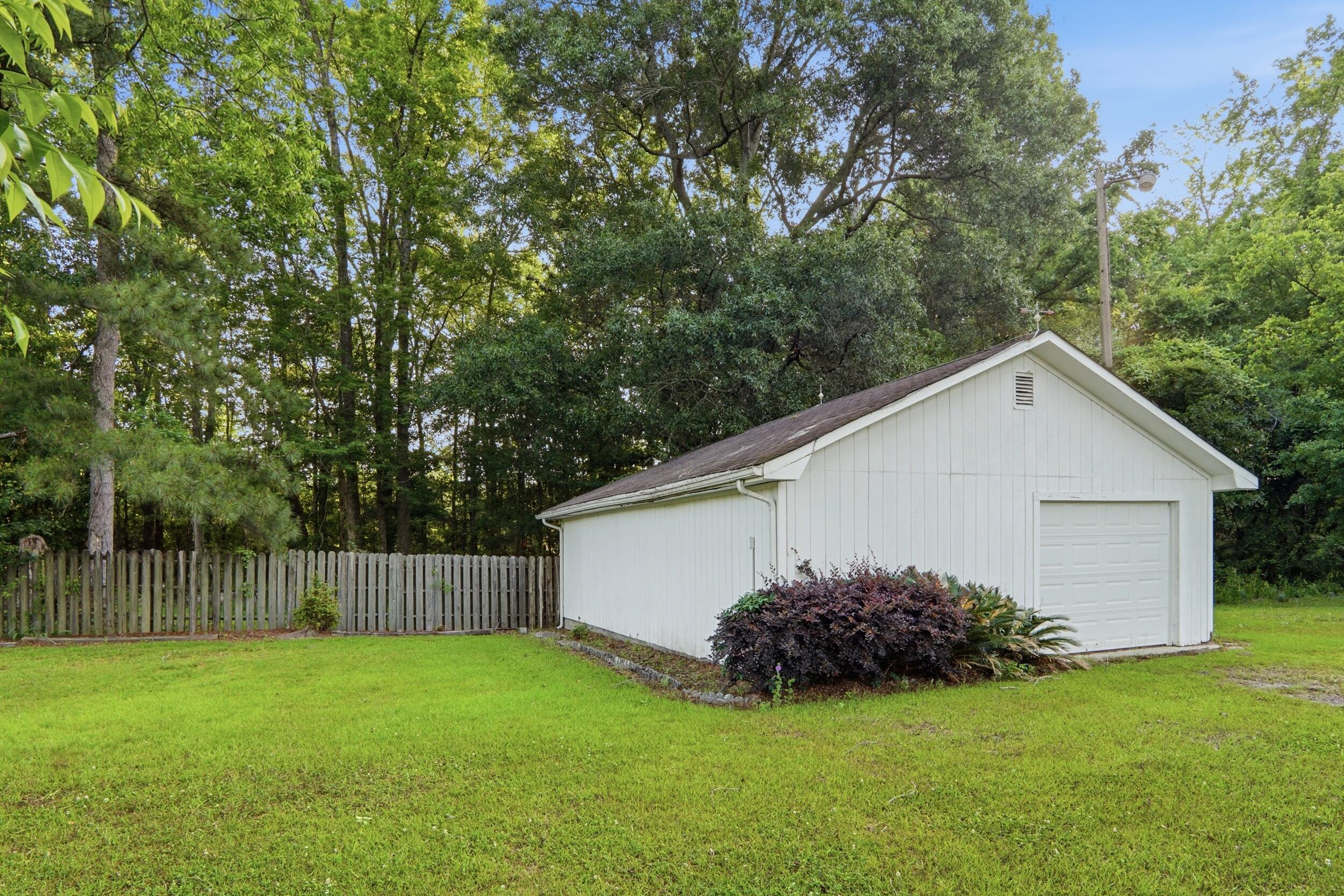 10163 Charleston Highway St. George, SC 29477 - Photo 7 of 30