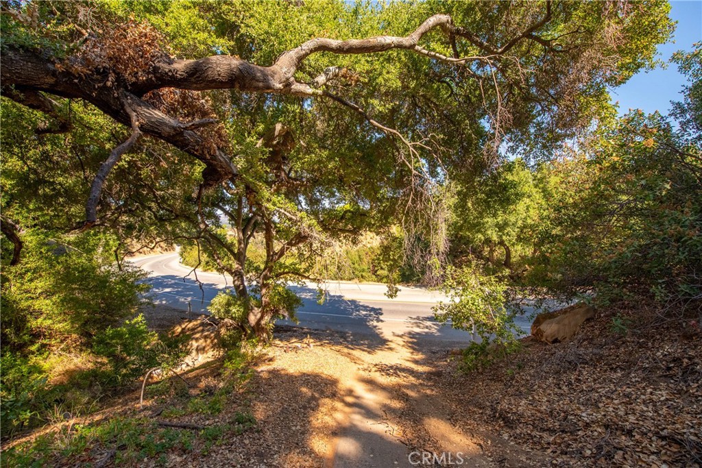 7210 Santa Susana Pass Road Simi Valley, CA 93063 - Photo 22 of 32