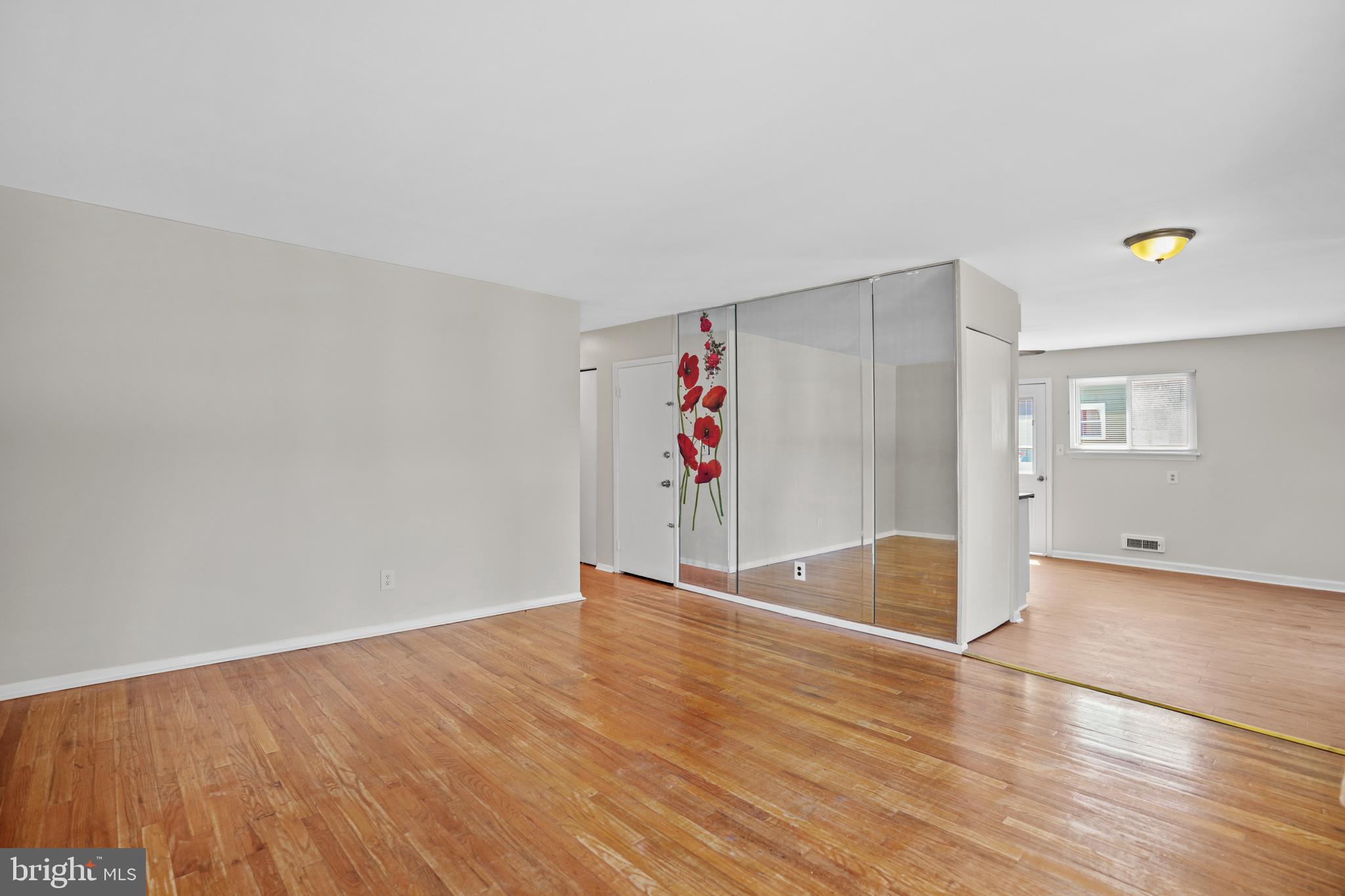 3307 Wild Cherry Road Baltimore, MD 21244 - Photo 10 of 30