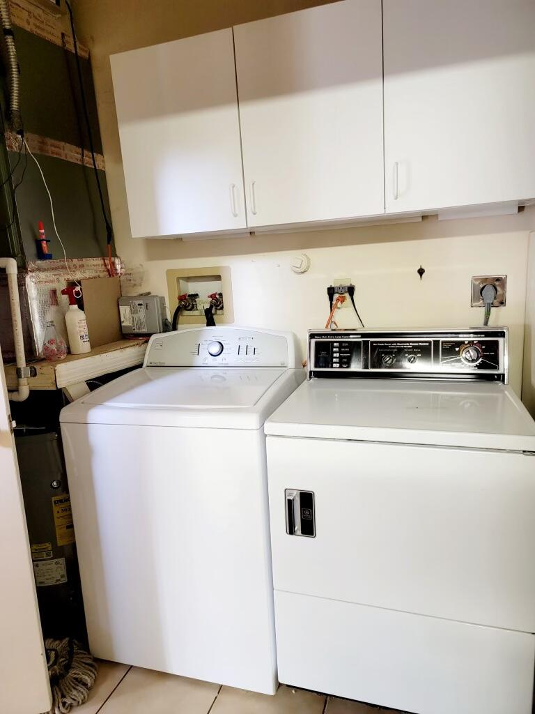 11084 180th Court South Boca Raton, FL 33498 - Photo 44 of 45 LAUNDRY