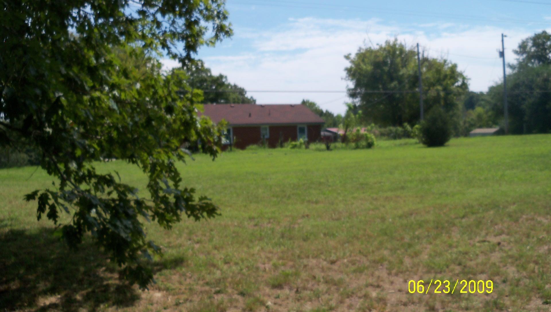 4770 Marion Road Cunningham, TN 37052 - Photo 4 of 17