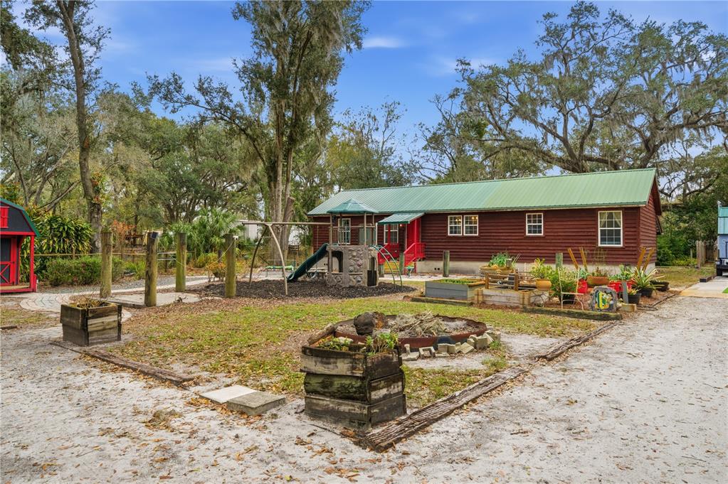 8010 Franklin Road Plant City, FL 33565 - Photo 34 of 46