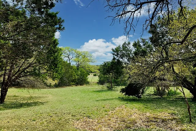 $164,999 | 118 South Vaquero Drive, Unit 31, Blanco, TX 78606