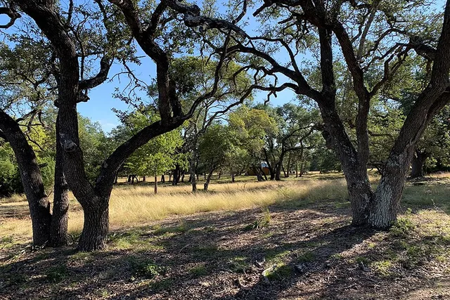 $164,999 | 118 South Vaquero Drive, Unit 31, Blanco, TX 78606