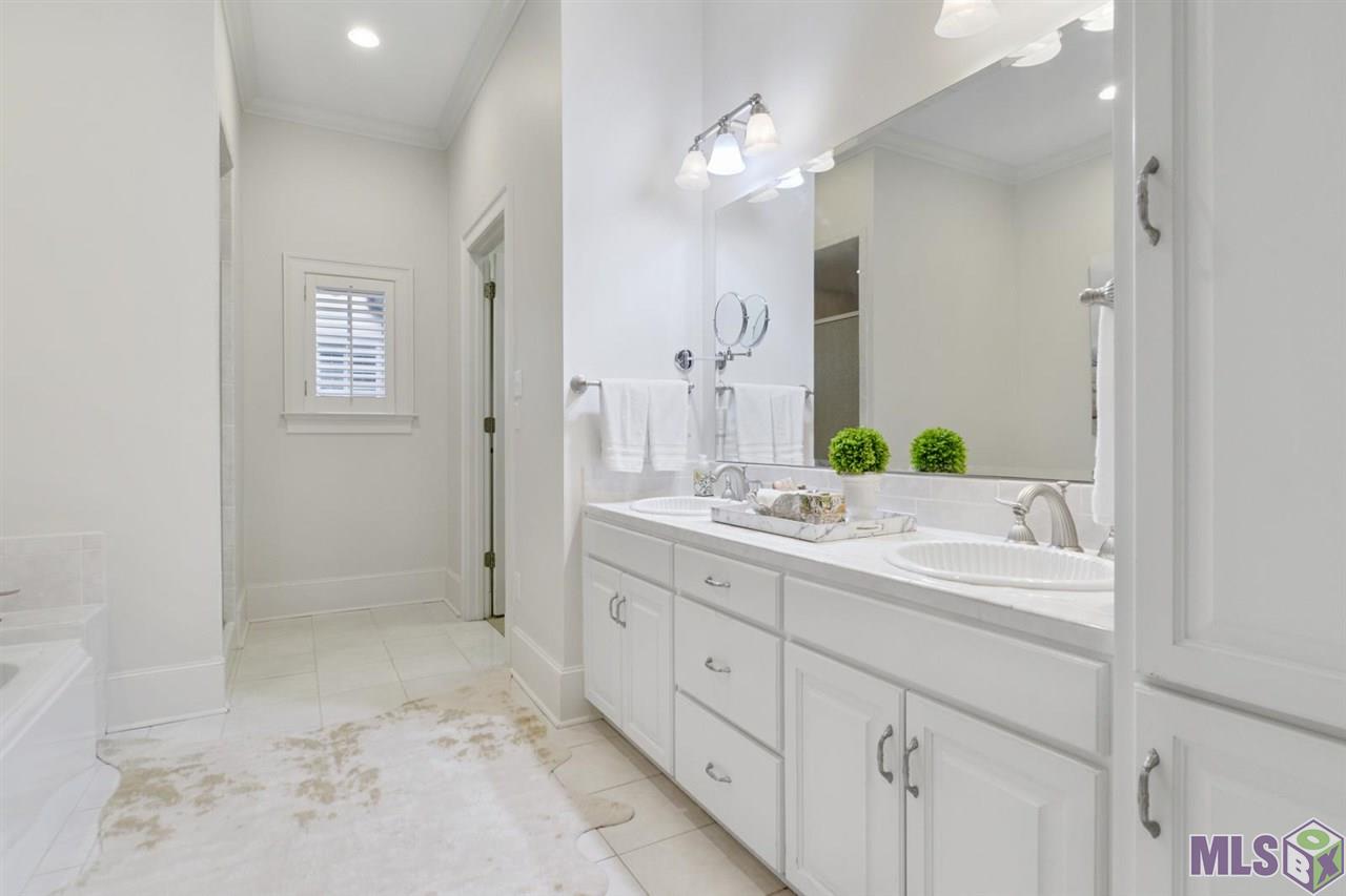 69 Jamestowne Court Baton Rouge, LA 70809 - Photo 11 of 24 Gallery Image 11