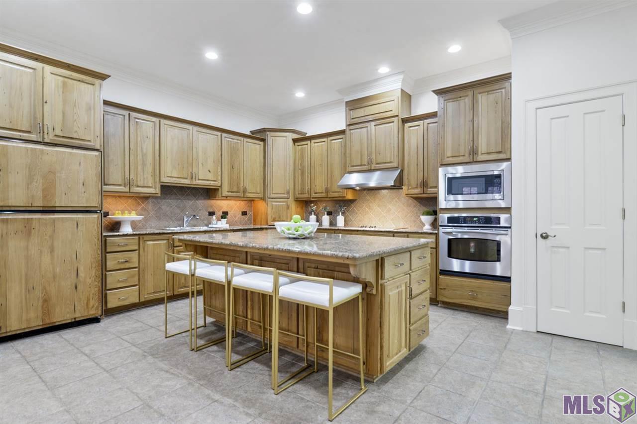 69 Jamestowne Court Baton Rouge, LA 70809 - Photo 4 of 24 Gallery Image 4