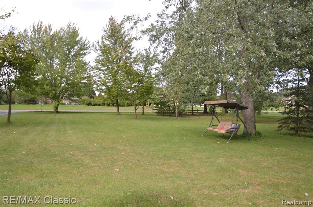 48255 Hanford Road Canton, MI 48187 - Photo 6 of 54