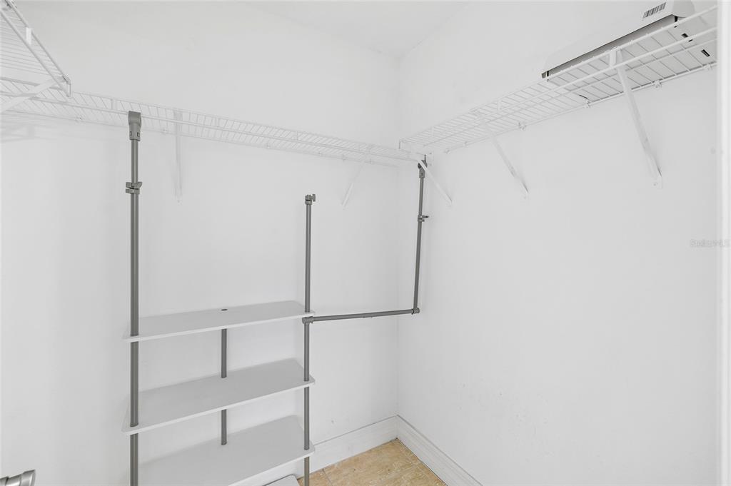 7467 Terrace River Drive Temple Terrace, FL 33637 - Photo 24 of 46 a view of small space