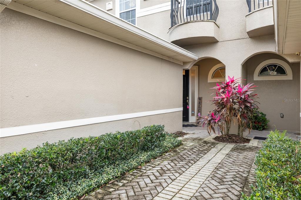 7467 Terrace River Drive Temple Terrace, FL 33637 - Photo 4 of 46 a front view of a house