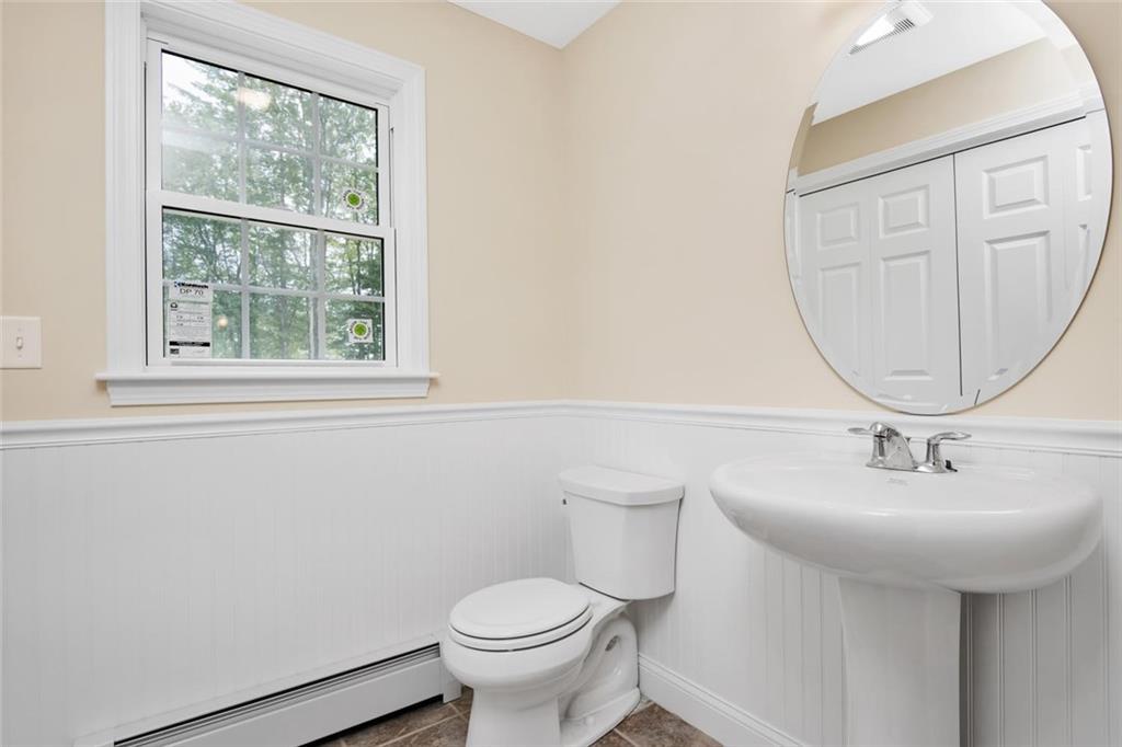 25 Eagles Nest Road Gray, ME 04039 - Photo 12 of 35 First floor bath with laundry.