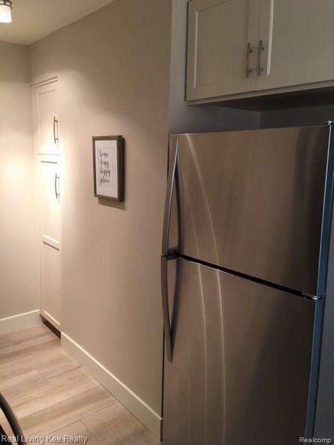805 Plate Street Rochester, MI 48307 - Photo 7 of 23