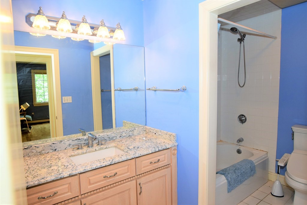 23 Old Farm Road Woburn, MA 01801 - Photo 23 of 34 Gallery Image 23