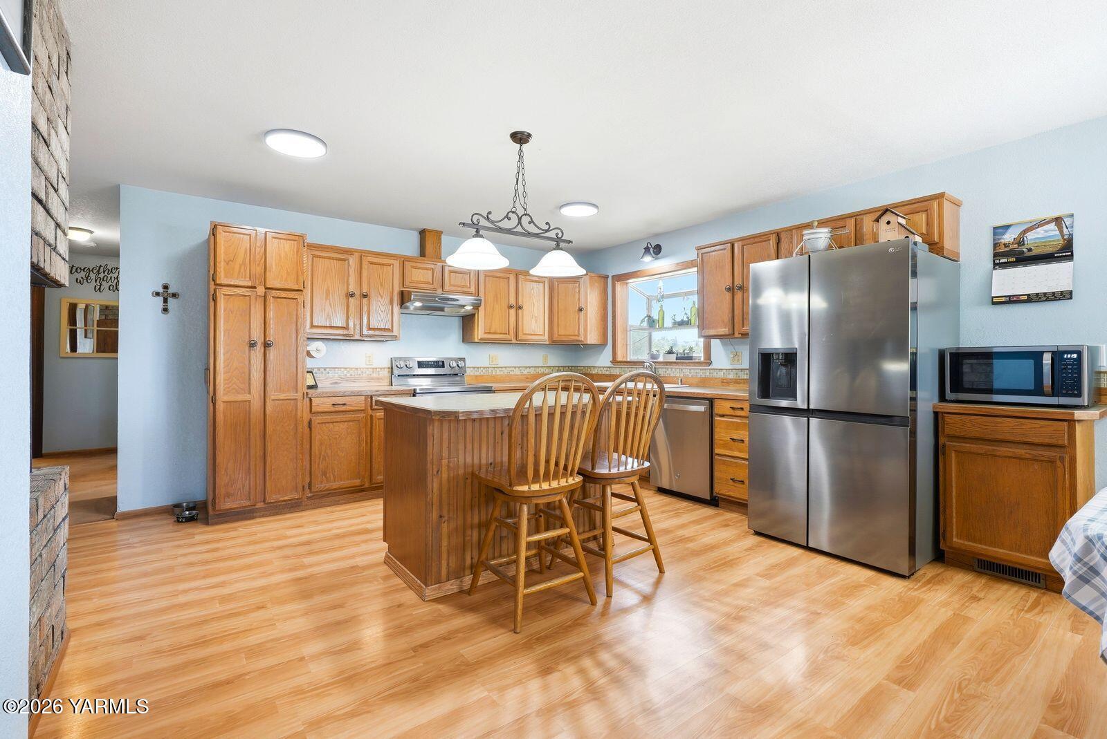 2841 Mapleway Road Yakima, WA 98908 - Photo 9 of 37 2841 Mapleway Rd 013