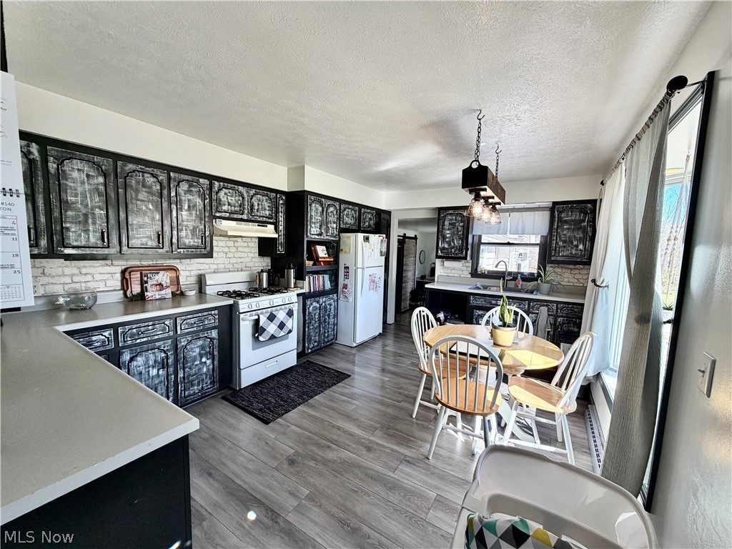15131 Tavern Road Burton, OH 44021 - Photo 5 of 18