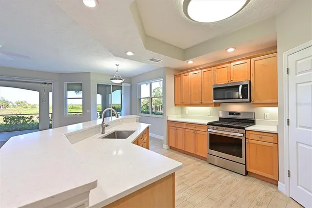 $375,000 | 9711 Sea Turtle Terrace, Unit 102, Bradenton, FL 34212