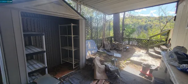 a living room filled with furniture