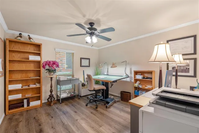 $185,000 | 5032 Lake Shore Drive, Waco, TX 76710