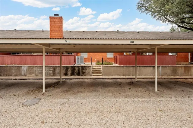 $185,000 | 5032 Lake Shore Drive, Waco, TX 76710