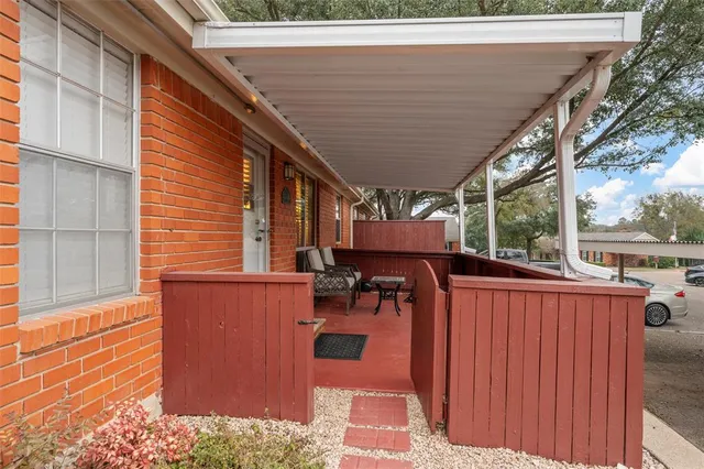 $185,000 | 5032 Lake Shore Drive, Waco, TX 76710