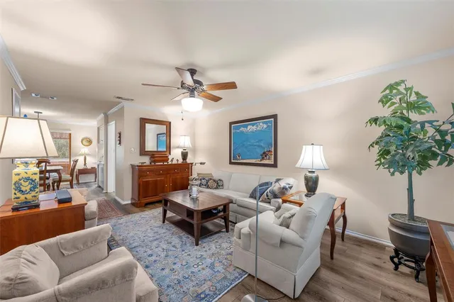 $185,000 | 5032 Lake Shore Drive, Waco, TX 76710