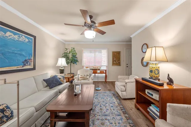 $185,000 | 5032 Lake Shore Drive, Waco, TX 76710