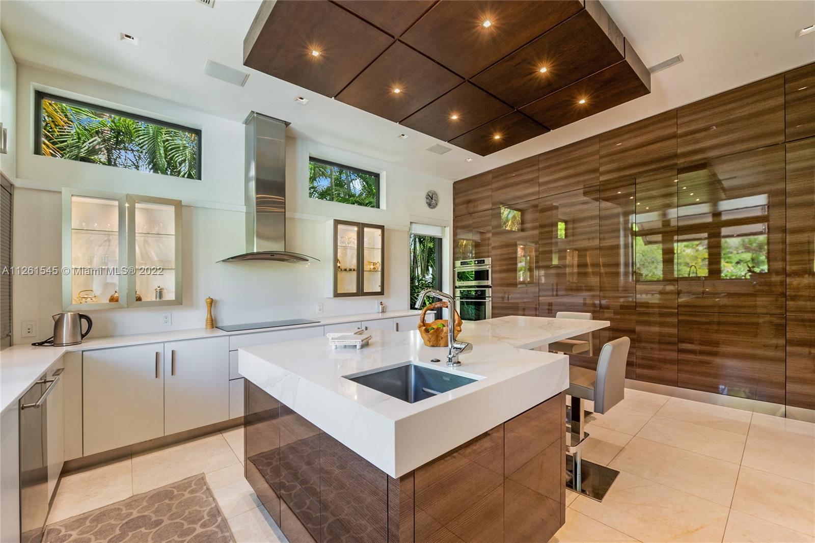 810 Jeronimo Drive Coral Gables, FL 33146 - Photo 19 of 43