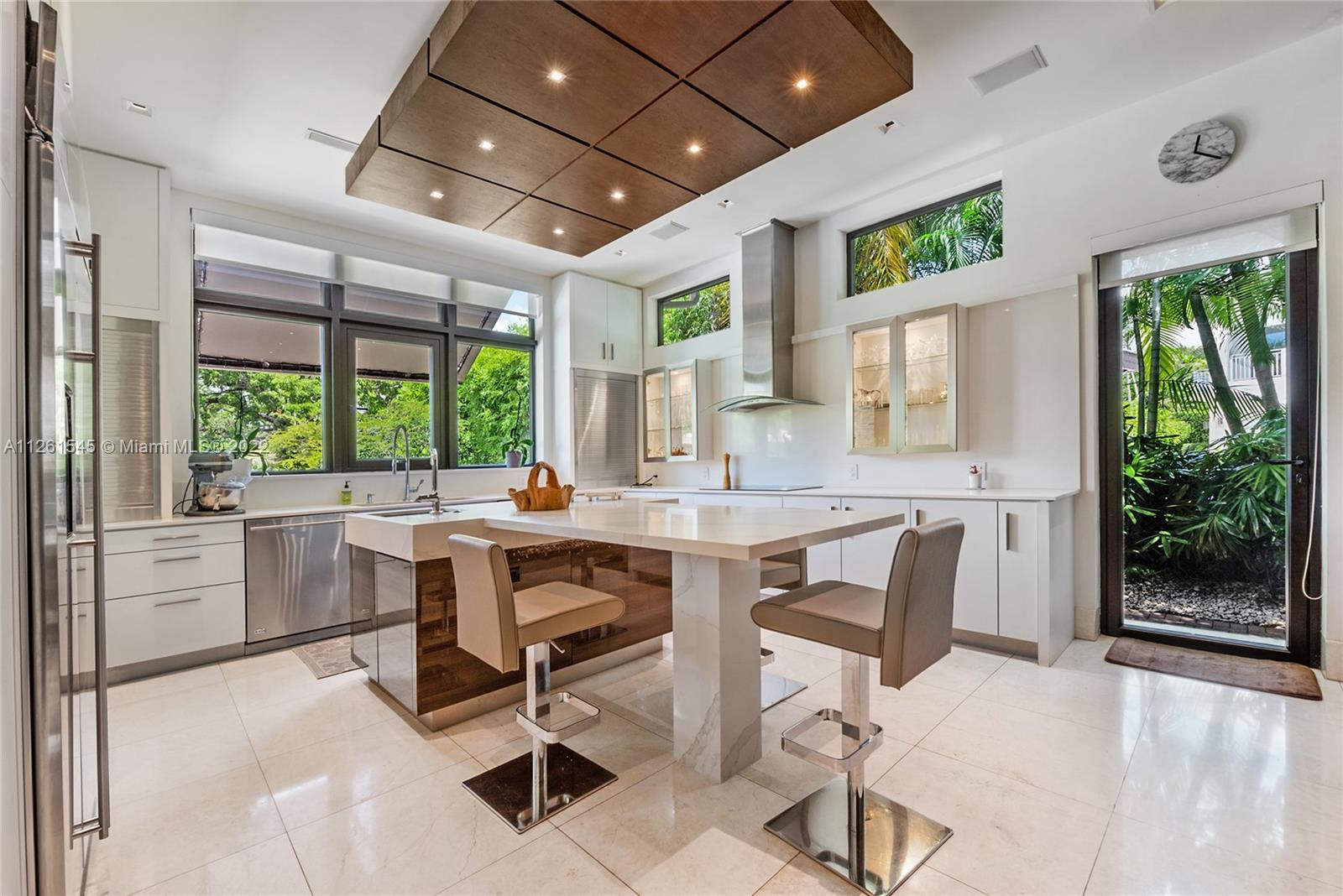 810 Jeronimo Drive Coral Gables, FL 33146 - Photo 20 of 43