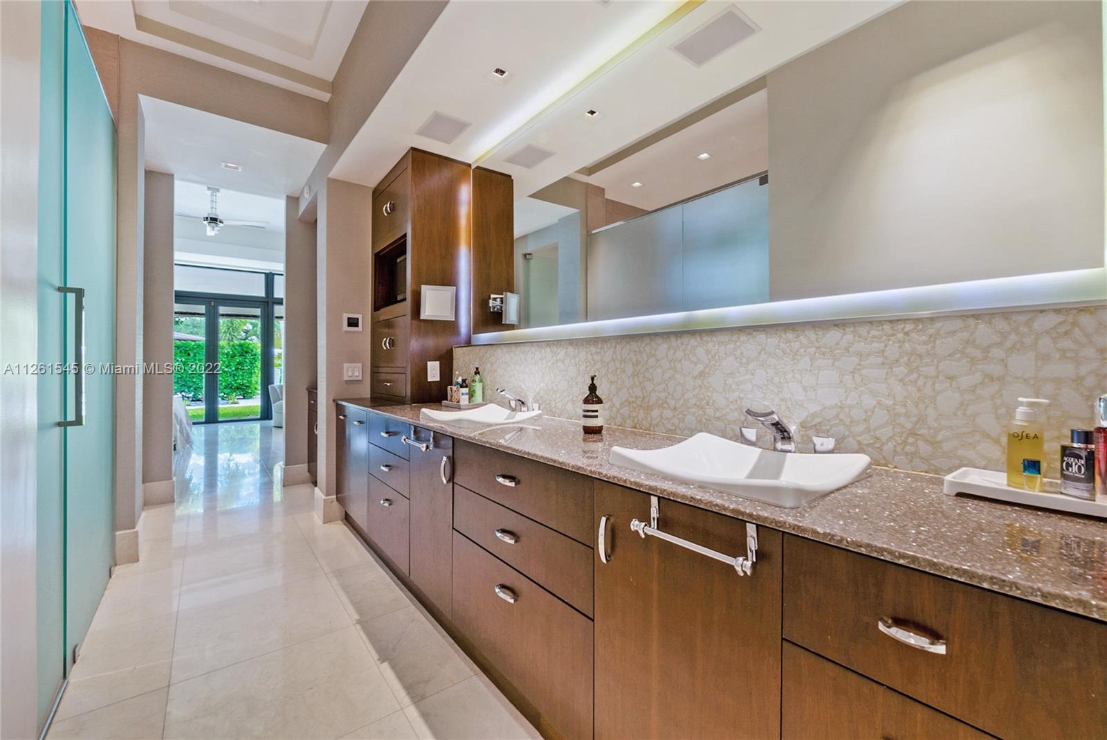 810 Jeronimo Drive Coral Gables, FL 33146 - Photo 25 of 43