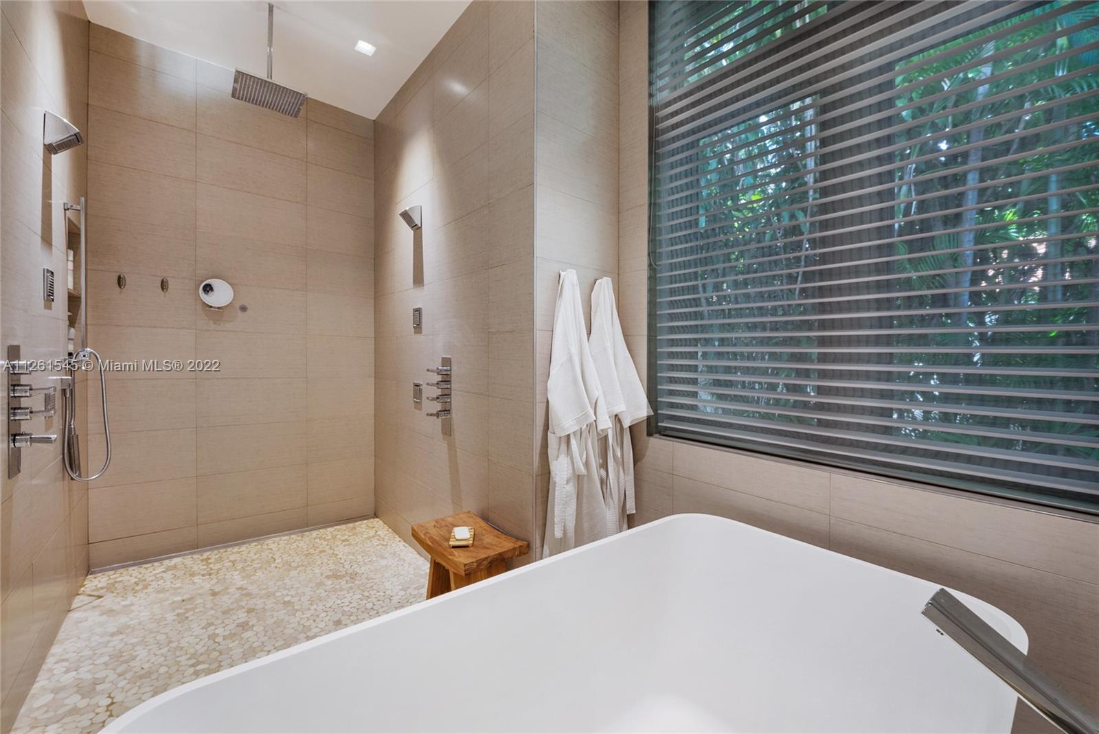 810 Jeronimo Drive Coral Gables, FL 33146 - Photo 27 of 43