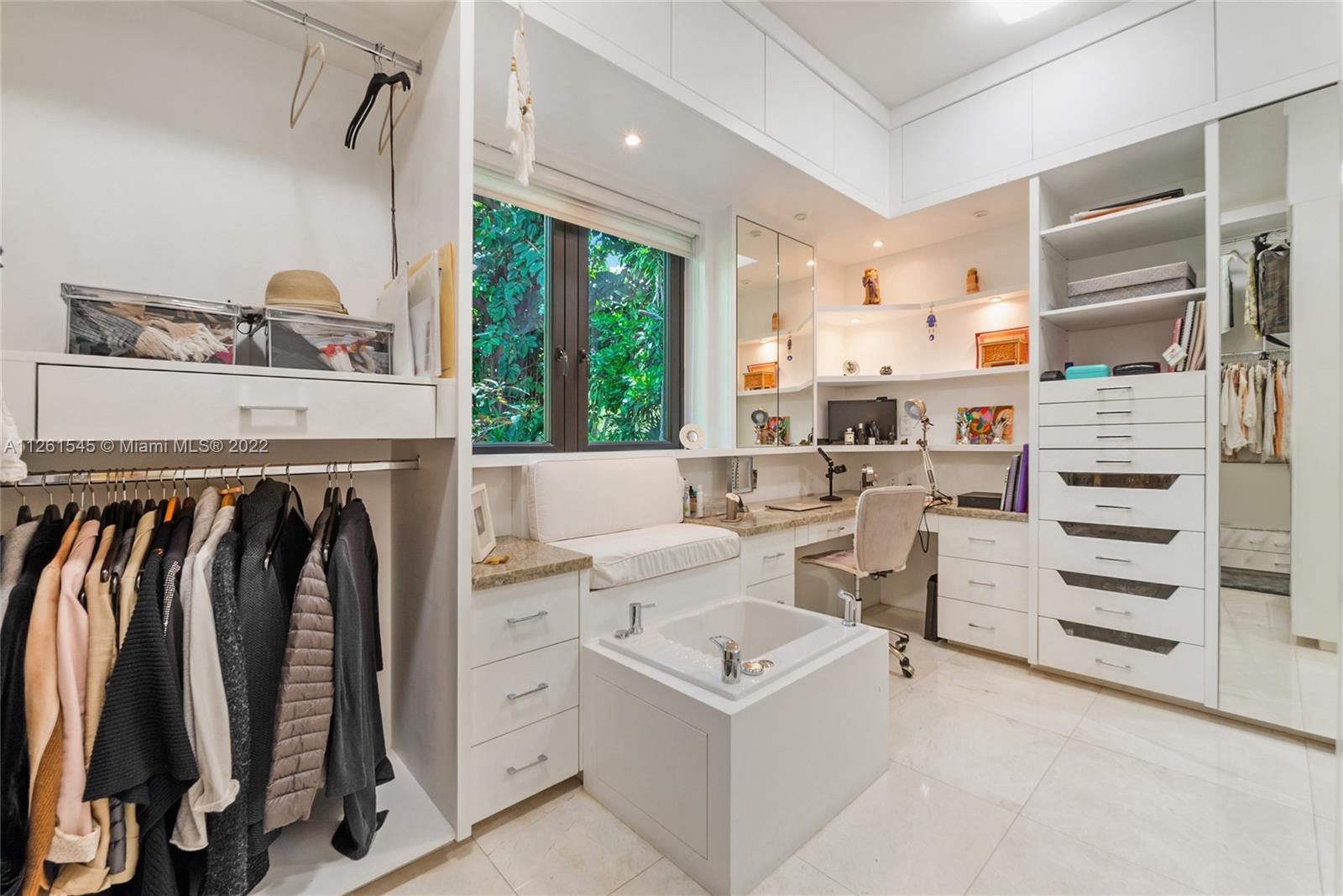 810 Jeronimo Drive Coral Gables, FL 33146 - Photo 28 of 43