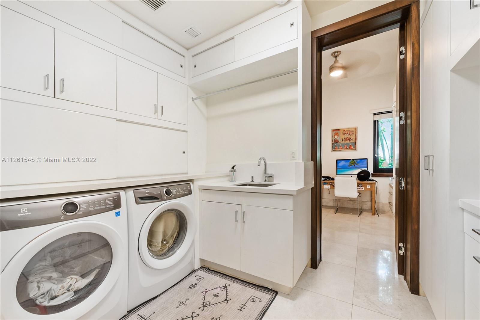 810 Jeronimo Drive Coral Gables, FL 33146 - Photo 39 of 43