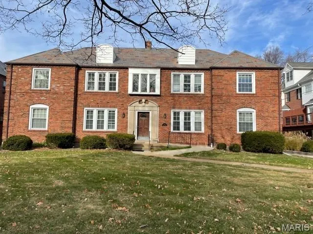 $1,300 | 7717 Gannon Avenue, Unit 1E, University City, MO 63130