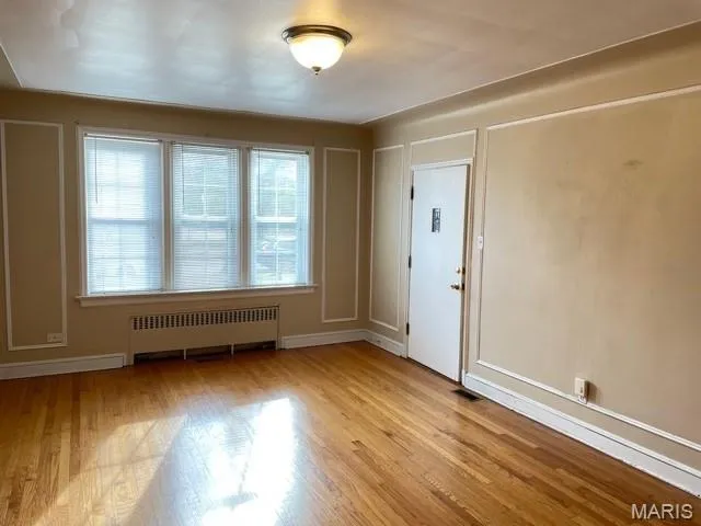 $1,300 | 7717 Gannon Avenue, Unit 1E, University City, MO 63130