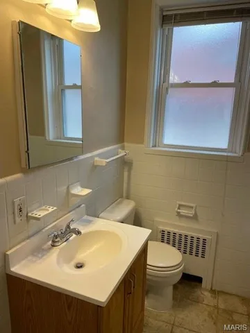 $1,300 | 7717 Gannon Avenue, Unit 1E, University City, MO 63130