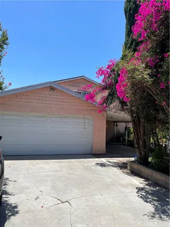 $905,000 | 698 West Phillips Boulevard, Pomona, CA 91766