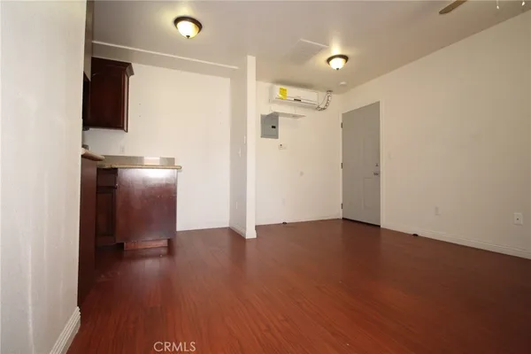 $2,200 | 7914 Seville Avenue, Unit B, Huntington Park, CA 90255